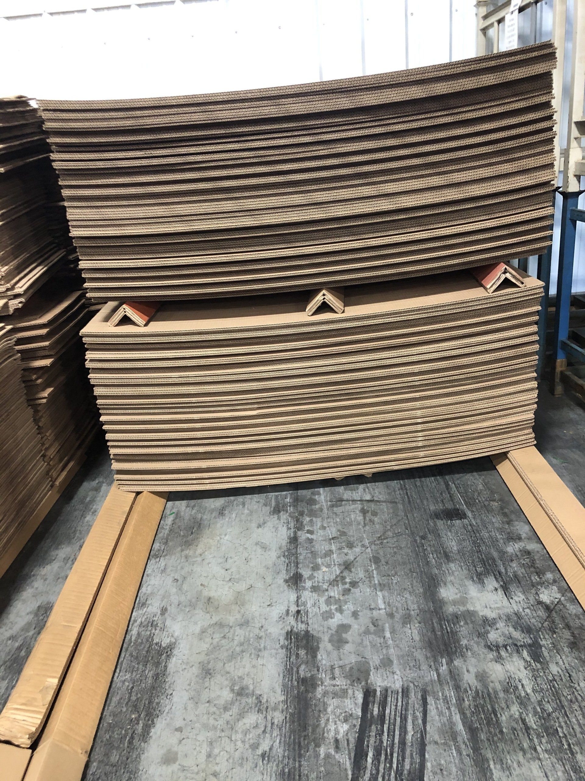 Volunteer Box's Edge Protectors for Shipping Safety