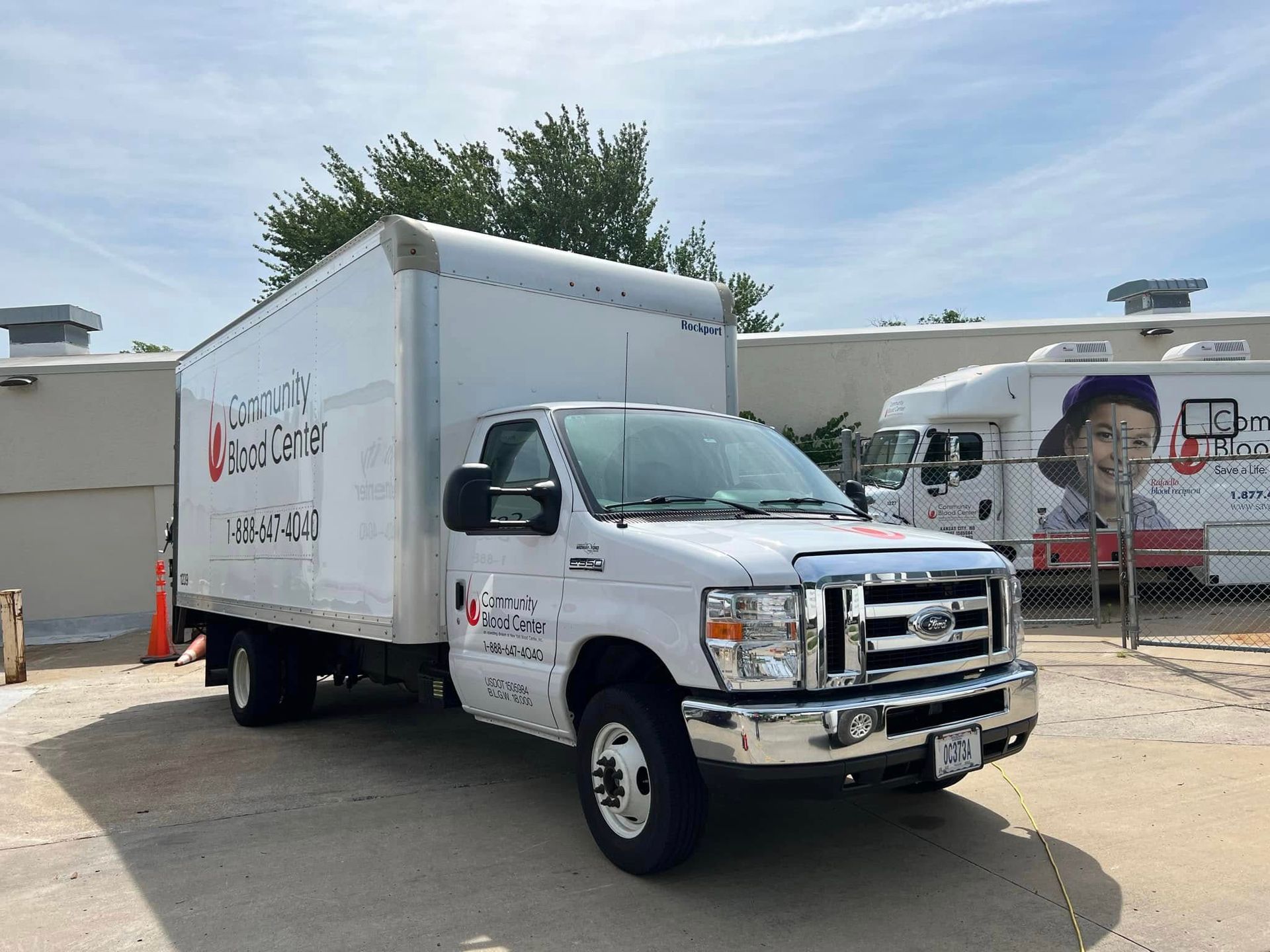 White box truck, 