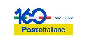 Il logo di posteitaliane è blu e giallo e riporta la scritta 1862-2022.