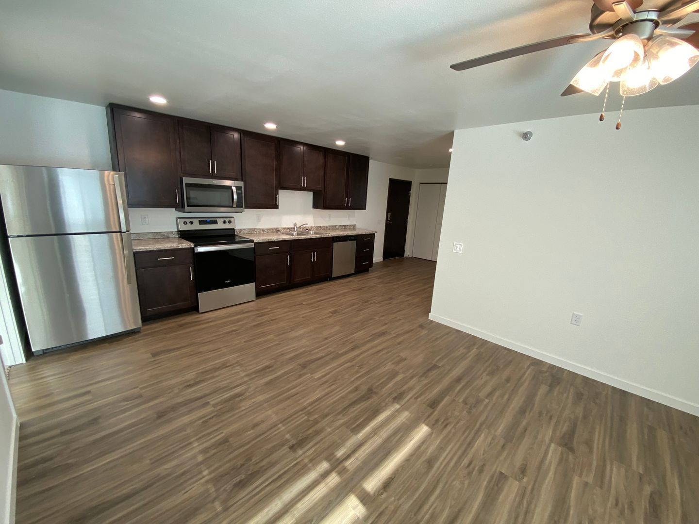 Leewood Apartments Livingroom and Kitchen