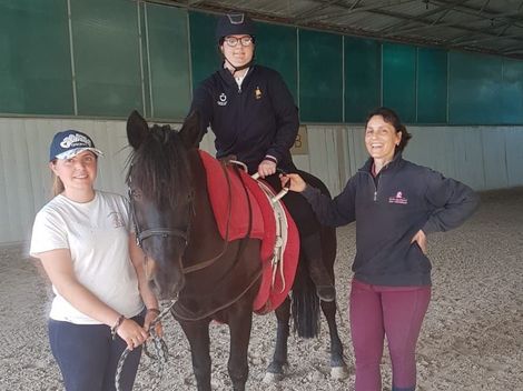 istruttore di volteggio e riabilitazione equestre