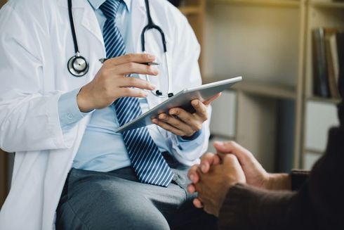 Psychiatrist or professional psychologist counseling