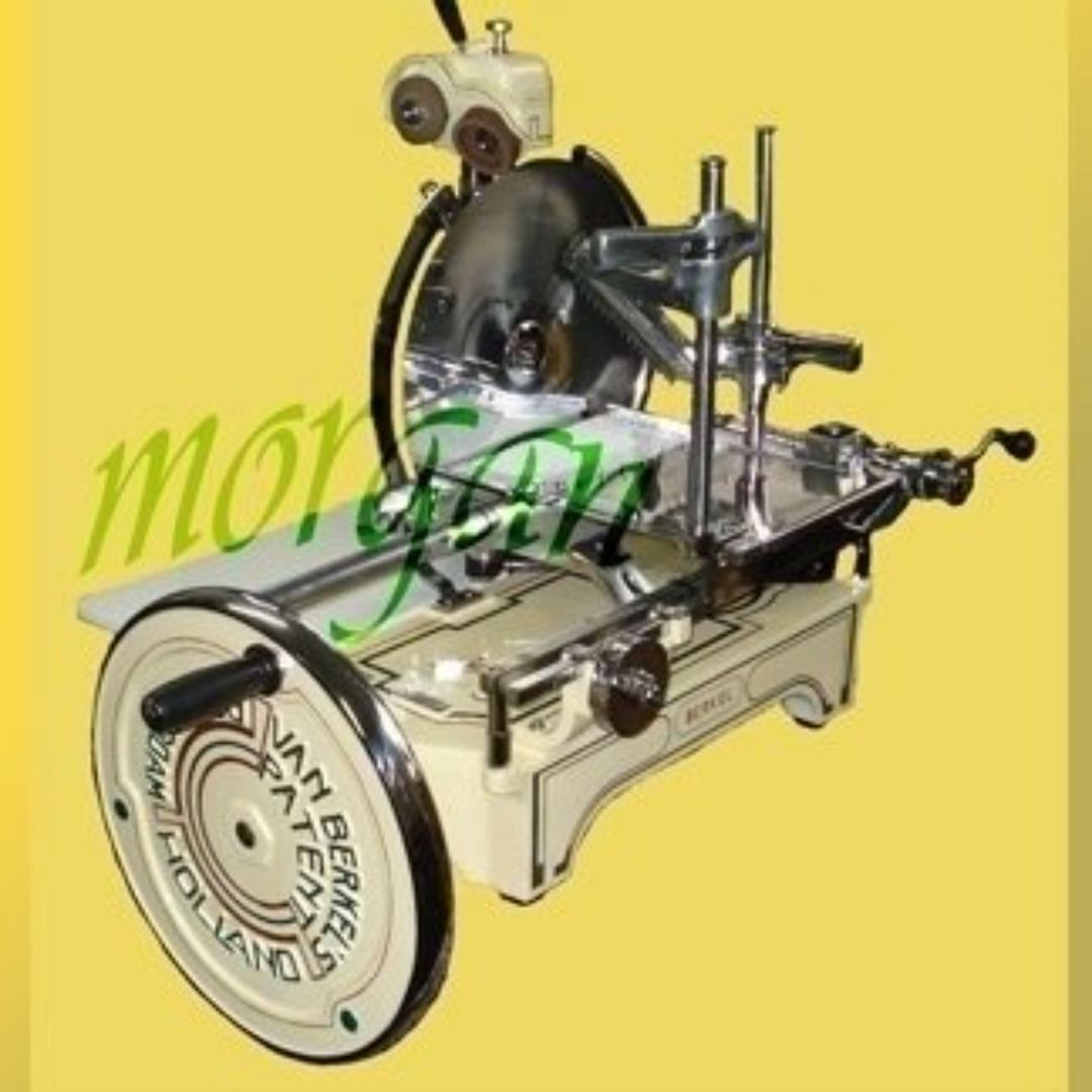 Macchina per affettare salumi