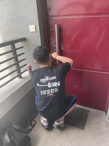 Trabajo realizado por Cerrajero Juan 24 horas