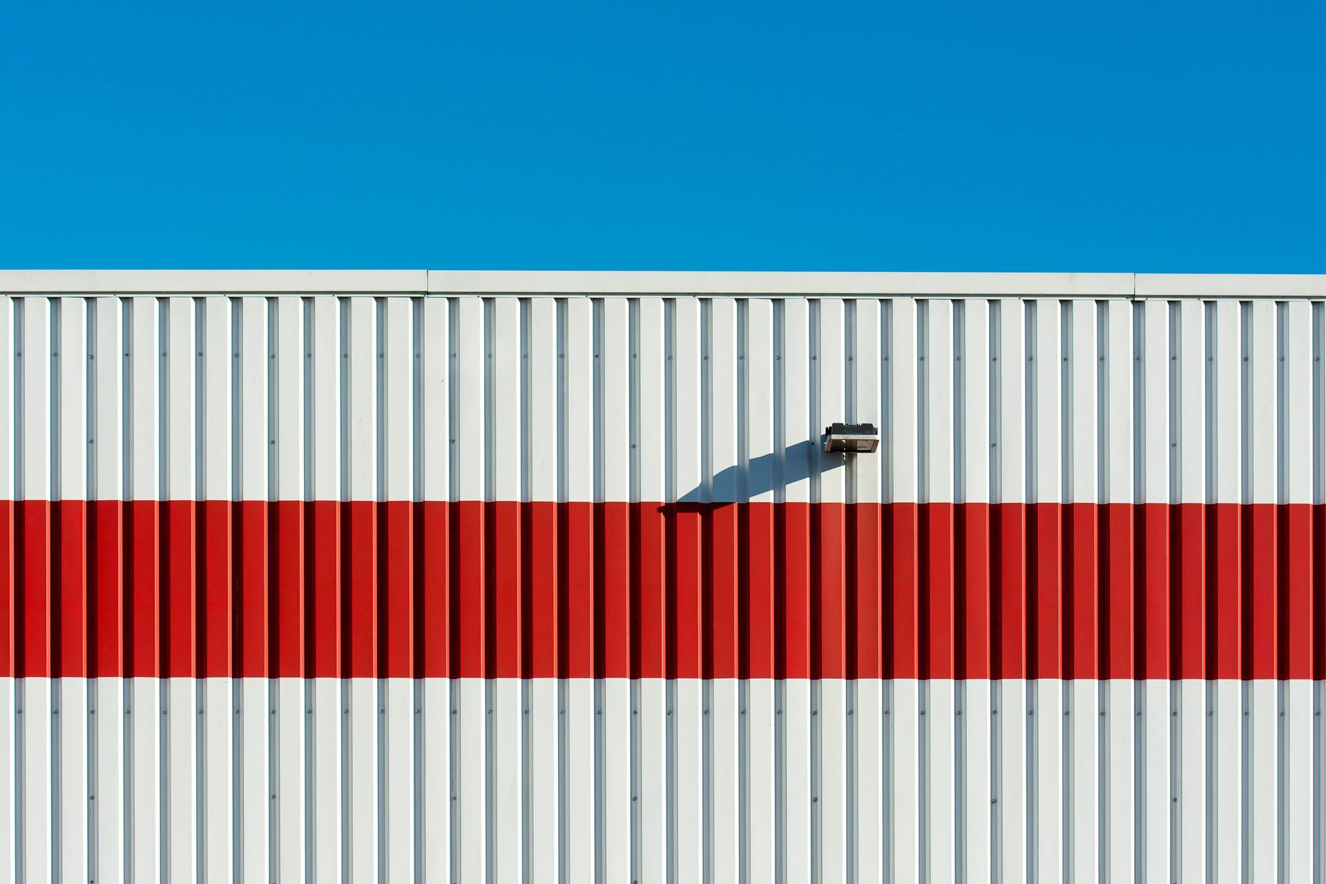 how long does it take to build a metal building