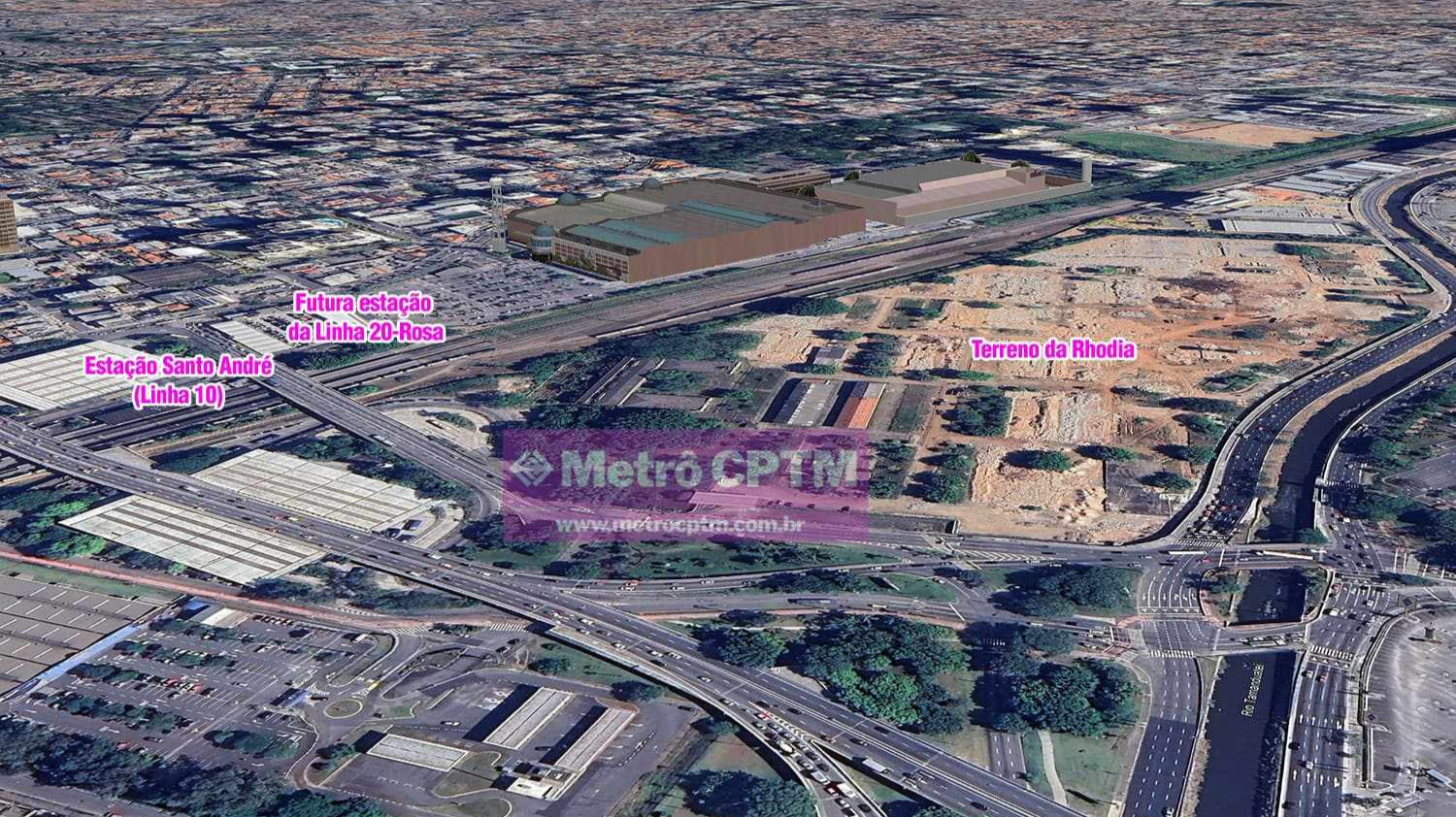 Vista aérea mostrando o canteiro de obras da futura estação Varginha, próximo aos trilhos do trem e às rodovias.