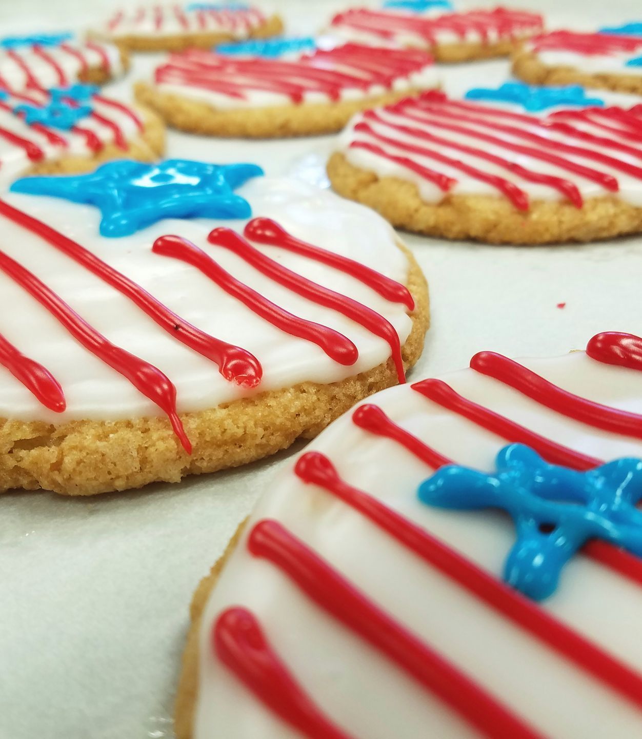 red, white and blue cookies