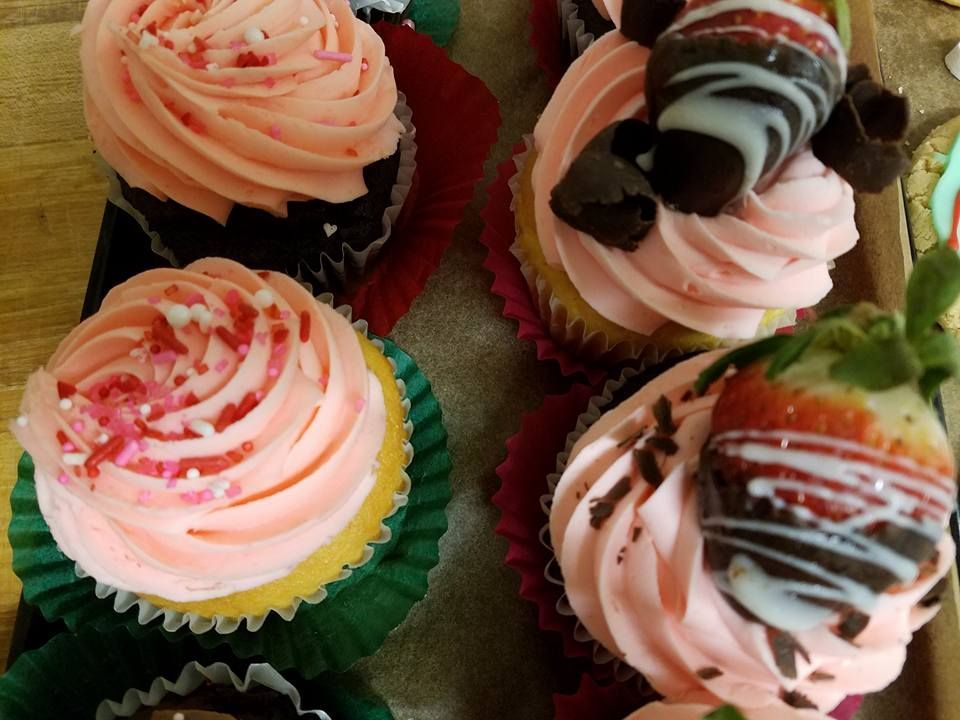 Cupcakes with pink frosting