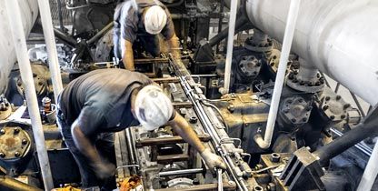 picture of field machining technicians