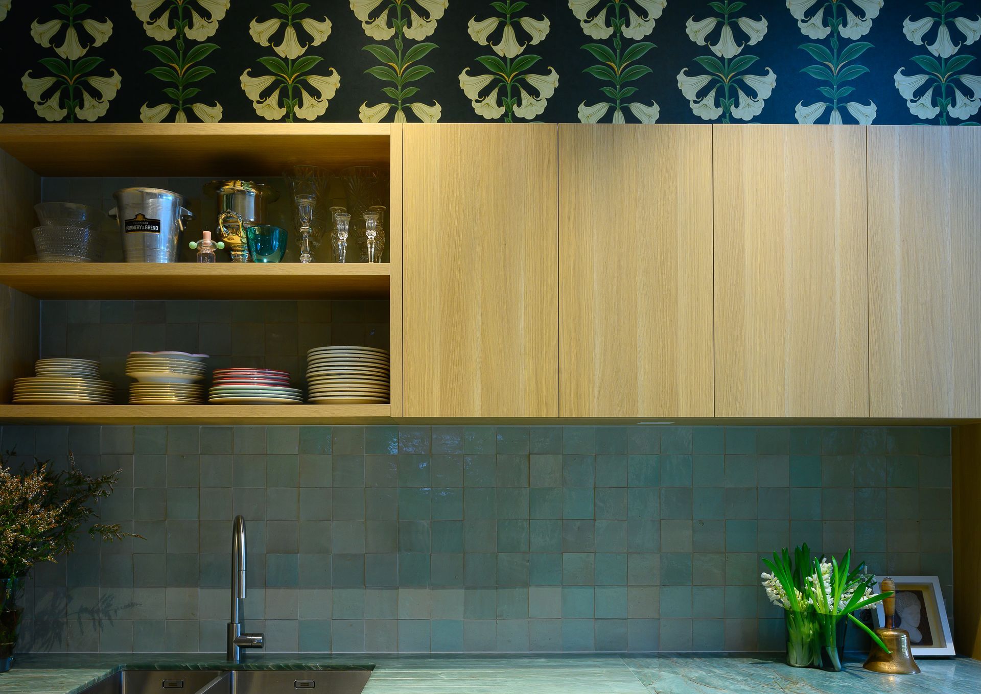  A domestic dove grey kitchen