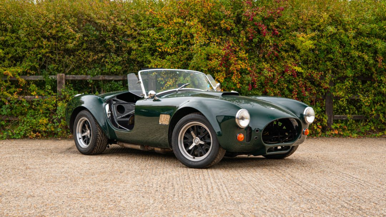 AC Cobra MKiv Mk IV mk4 4 retrim restoration respray repaint paint refurbish restore resto leather carpet black vaumol grained crushed how to trim redline engineering d:class dclass auto automotive golden hour seats steering wheel dashboard