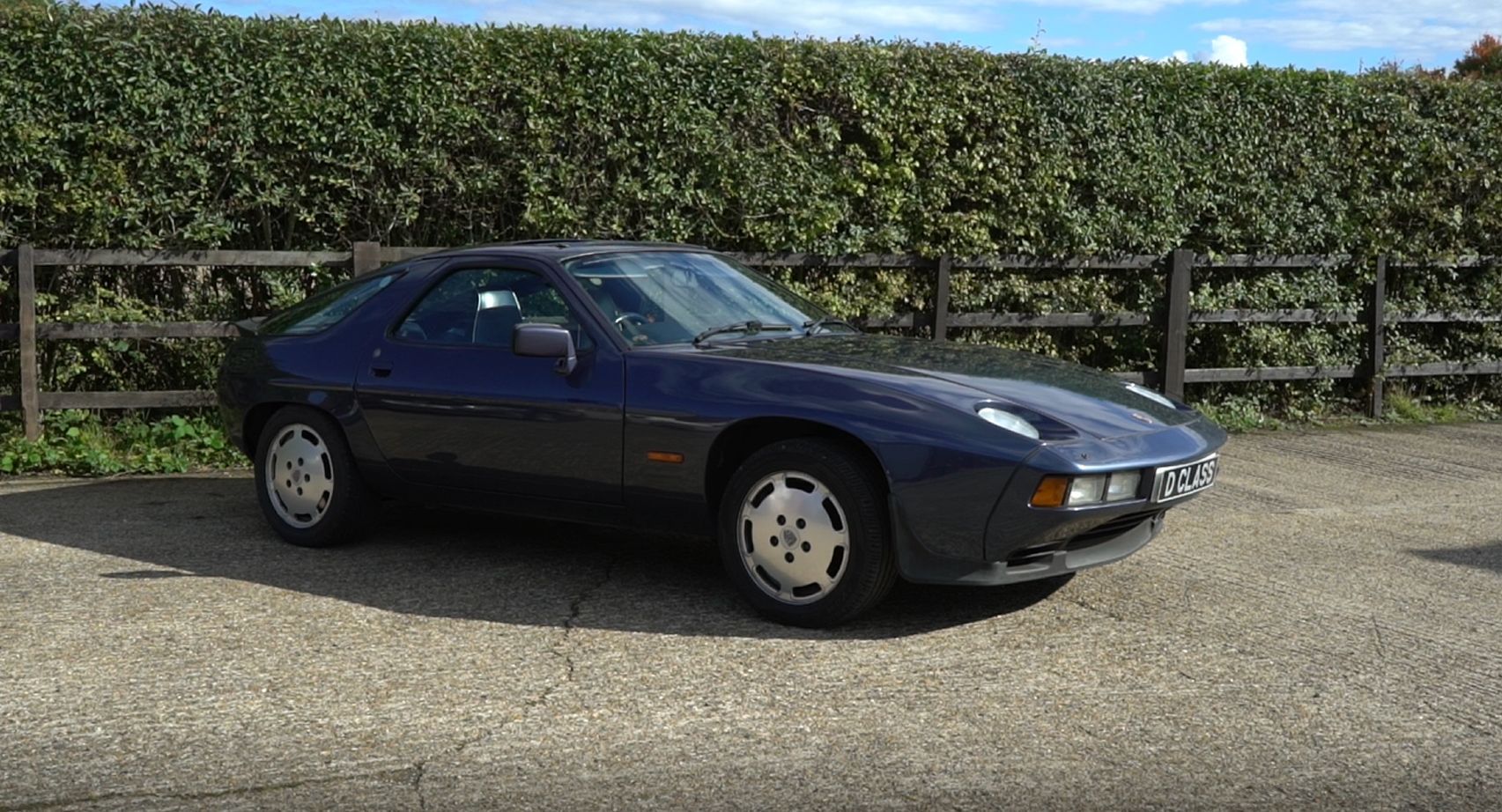 porsche 928 interior retrim leather blue oem historic original example before carpet v8 automatic landscape dashboard seats tombstones