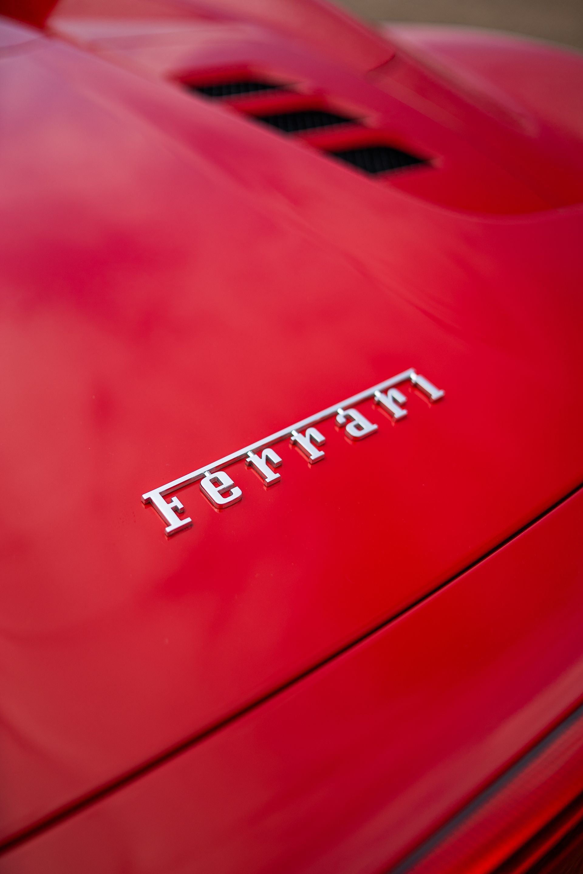 Ferrari 458 Spider steering wheel retrim badge emblem logo chrome d:class leather