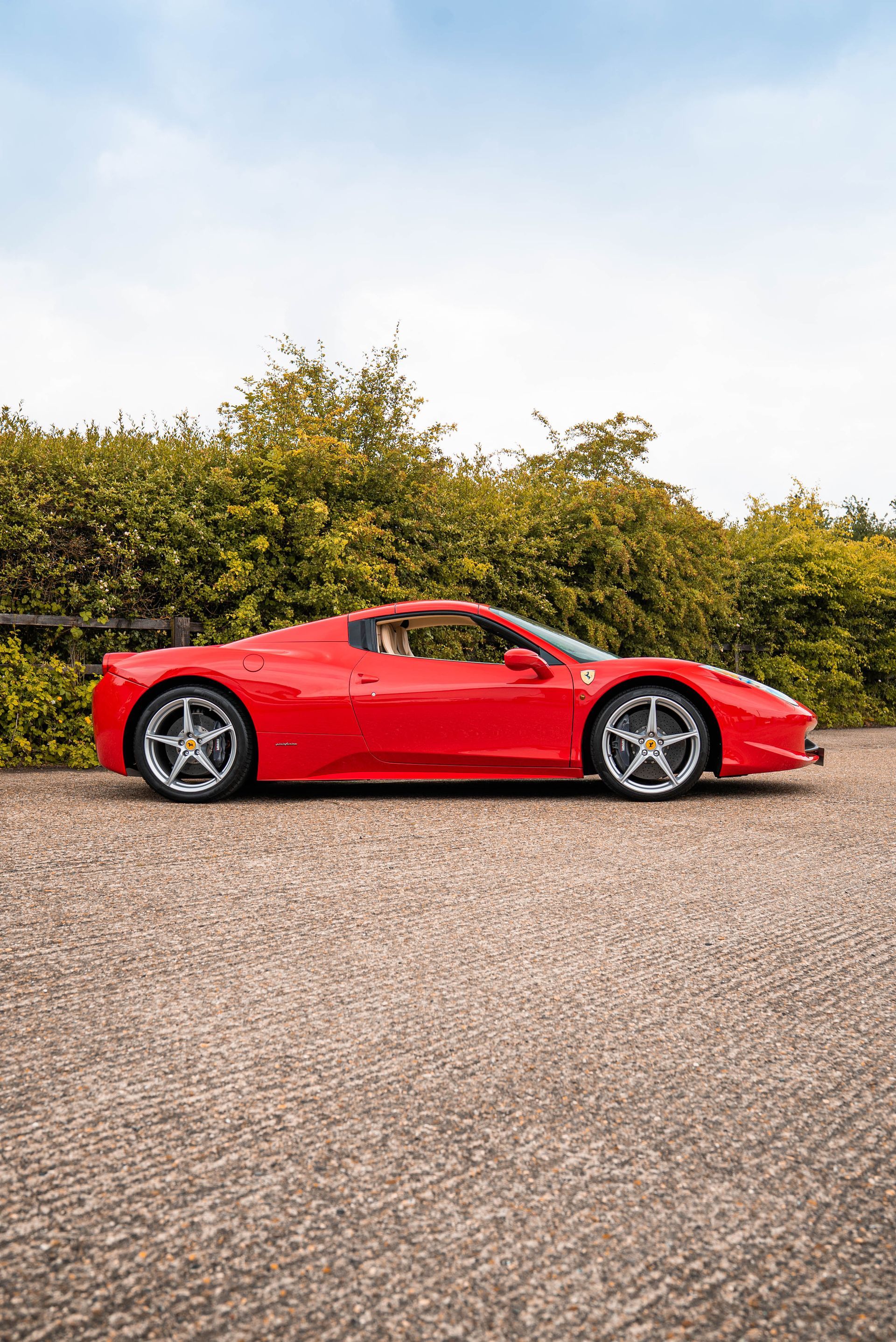 Ferrari 458 Spider steering wheel retrim side shot profile d:class leather