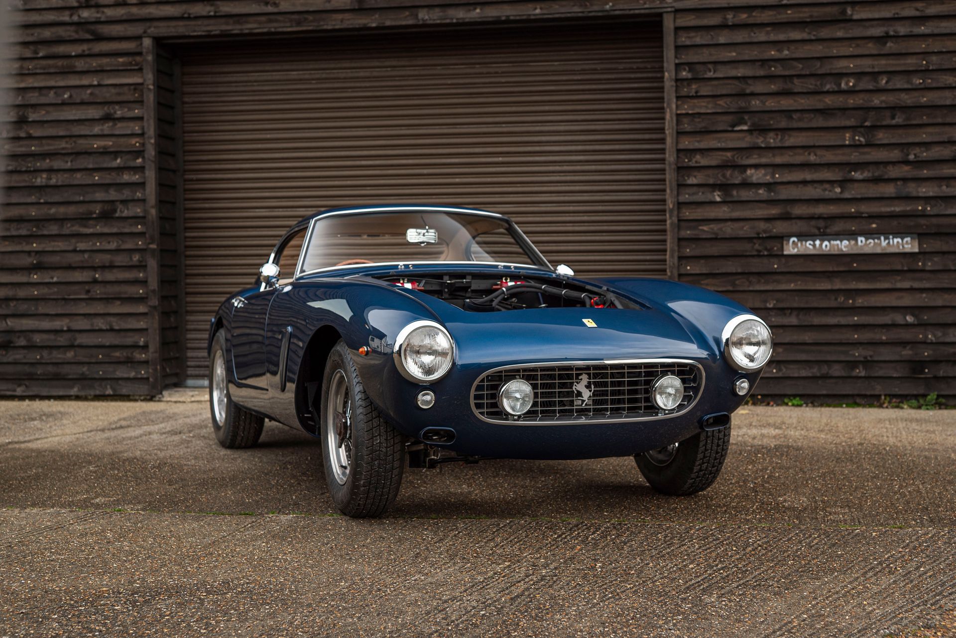 Ferrari classic 250 swb retrim old school trim trimming upholstery d:class dclass leather blue tan 