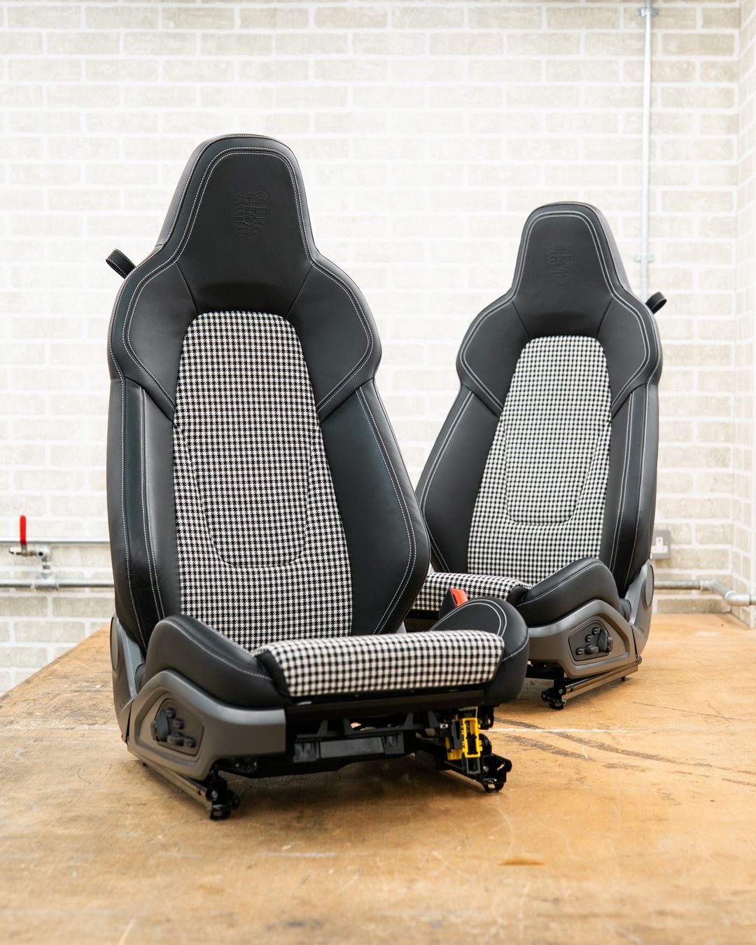 porsche 911 GT3 Touring retrim reupholster interiors interior houndstooth oem d:class dclass automotive near me sport seats plus