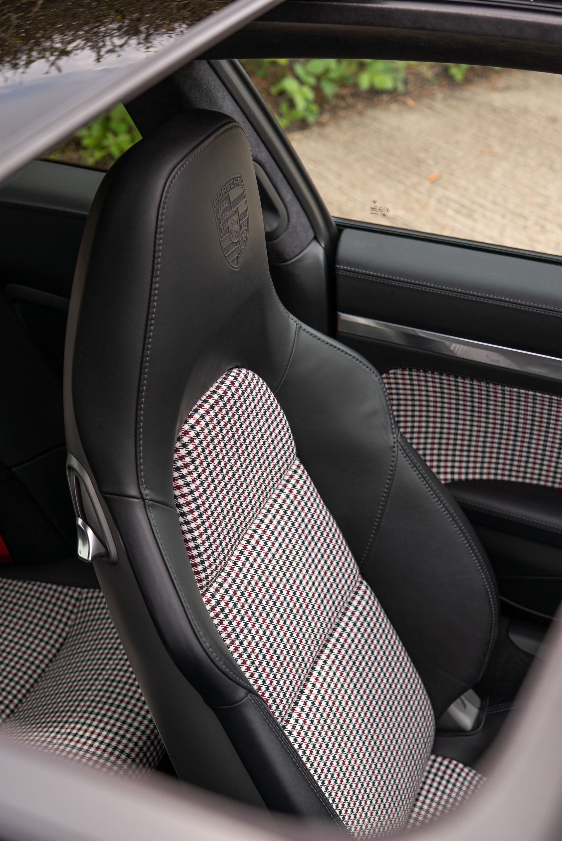 Porsche 992 911 Carrera 4s houndstooth interior seat door card rear front retrim tweed d:class dclass oem+ oem