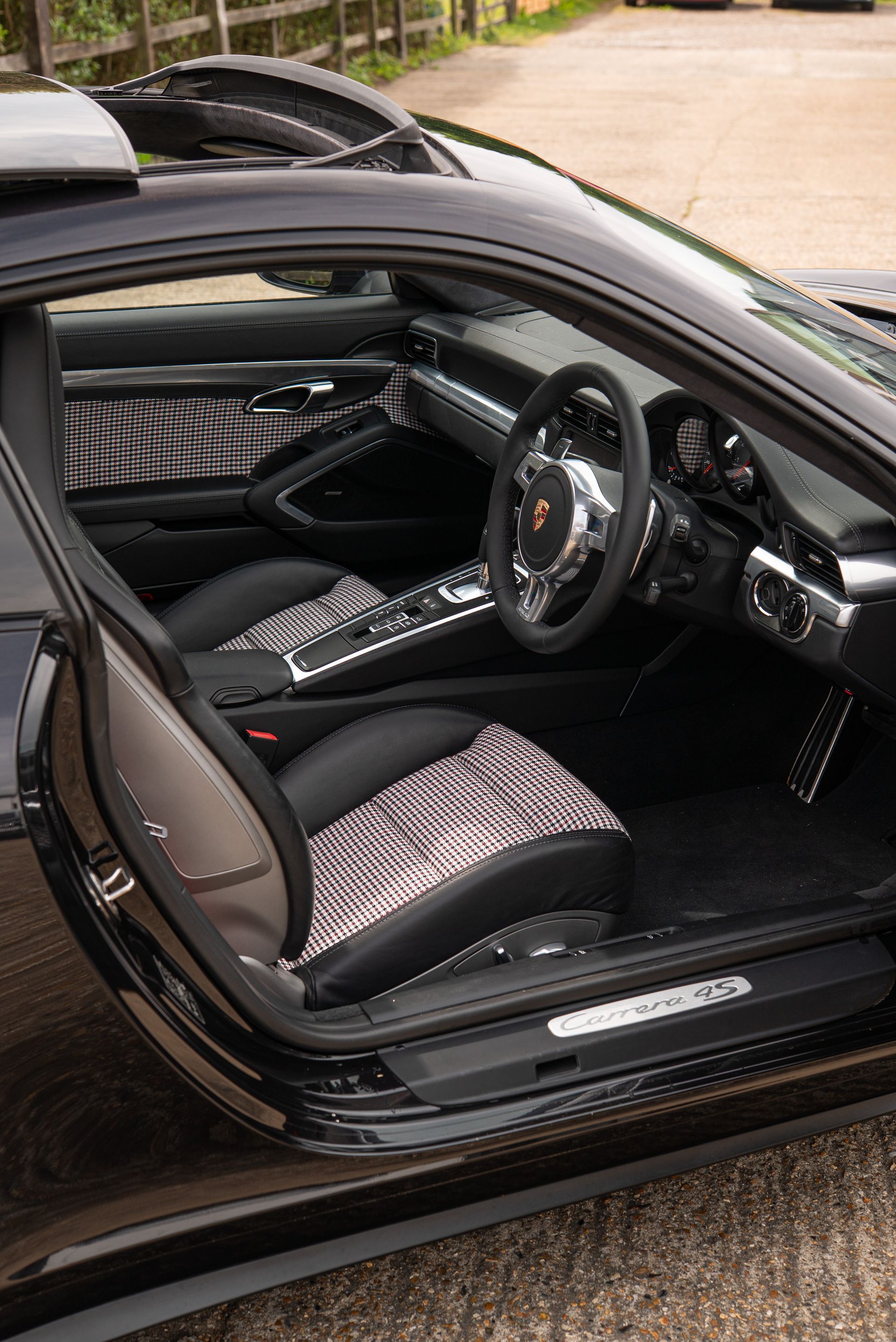 Porsche 992 911 Carrera 4s houndstooth interior seat door card rear front retrim tweed d:class dclass oem+ oem