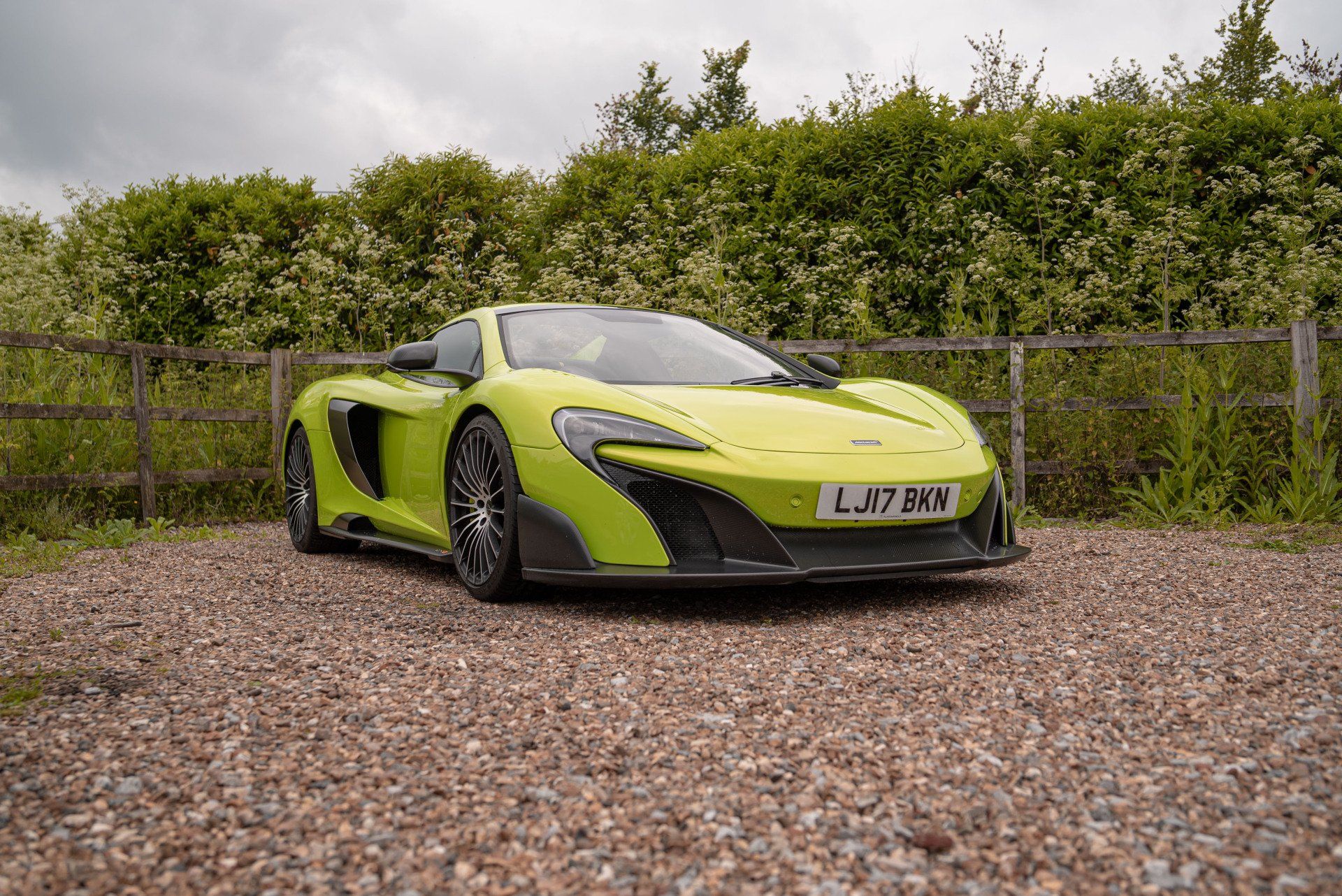 mclaren 675lt 675 retrim wheel seat seats d:class automotive upholstery