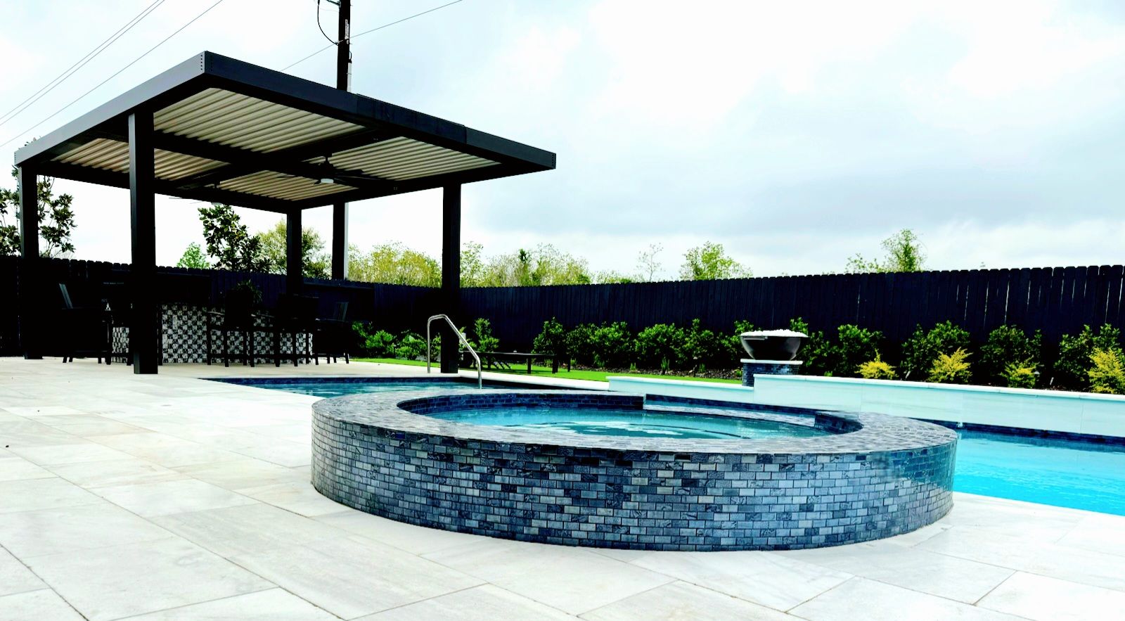 HOME [www.baysidecustompools.com]