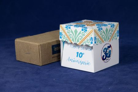 Cajas y empaque Cajas y empaque