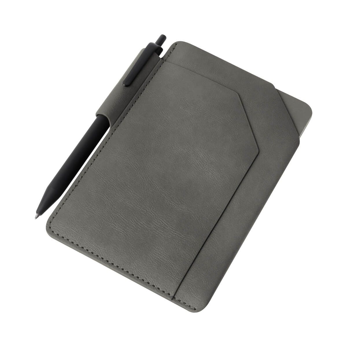 Porta Pasaporte Runa personalizable en café, SKU M 80124