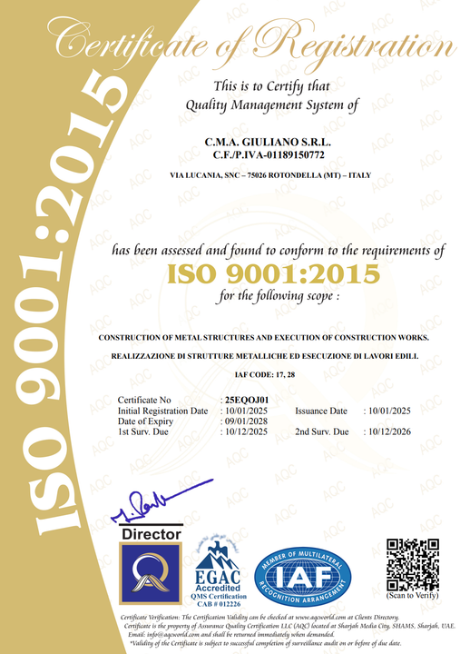 Certificato di registrazione per CH GHANDI & CO. conforme agli standard ISO 9001:2015. Include loghi e firma del direttore.