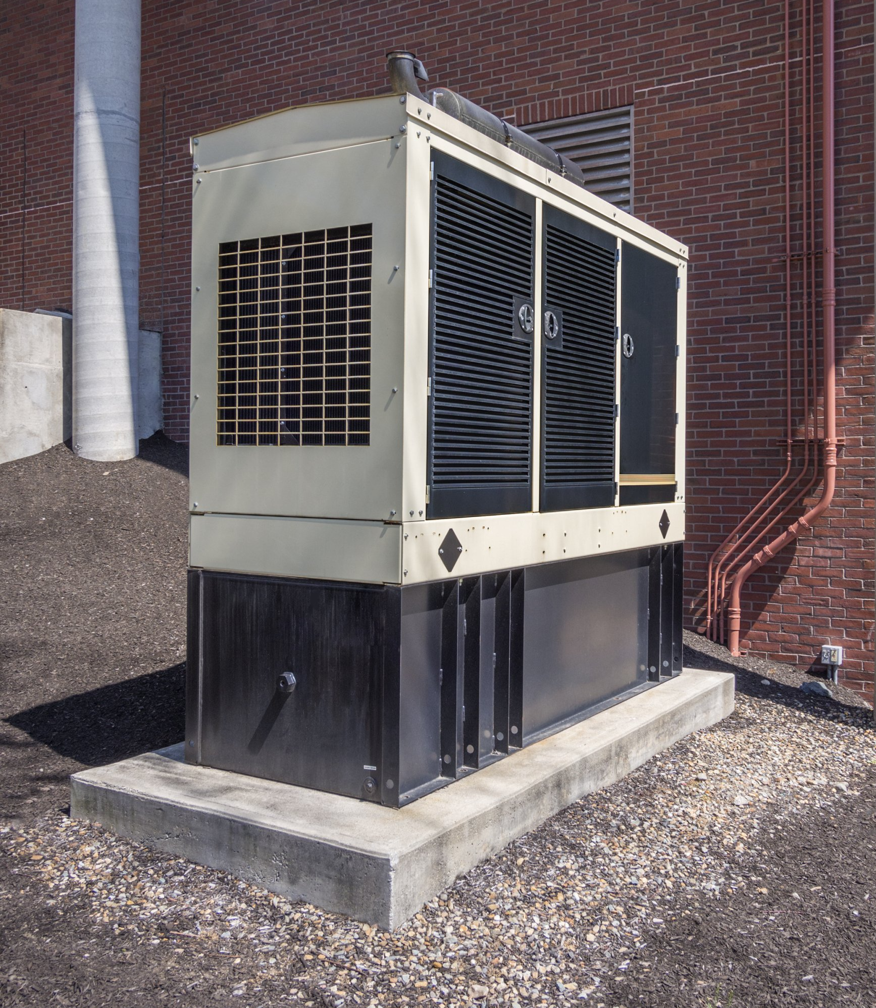 Generator Machine — Largo, FL — Live Wire Electrical Services, Inc. Generator Machine — Largo, FL — Live Wire Electrical Services, Inc.