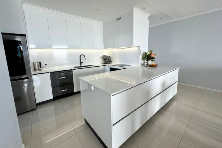 Elegant White Kitchen — Nyblad Construction in Caloundra West, QLD — Nyblad Construction in Caloundra West, QLD