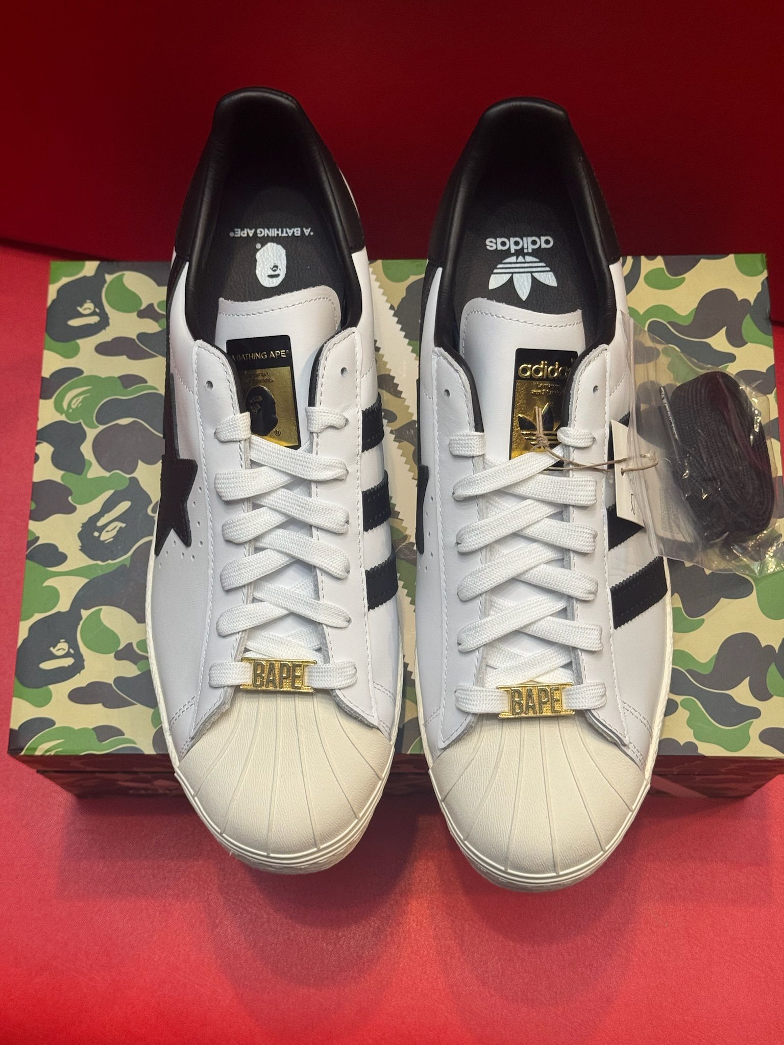11.5M adidas Superstar 80’s Bape white black