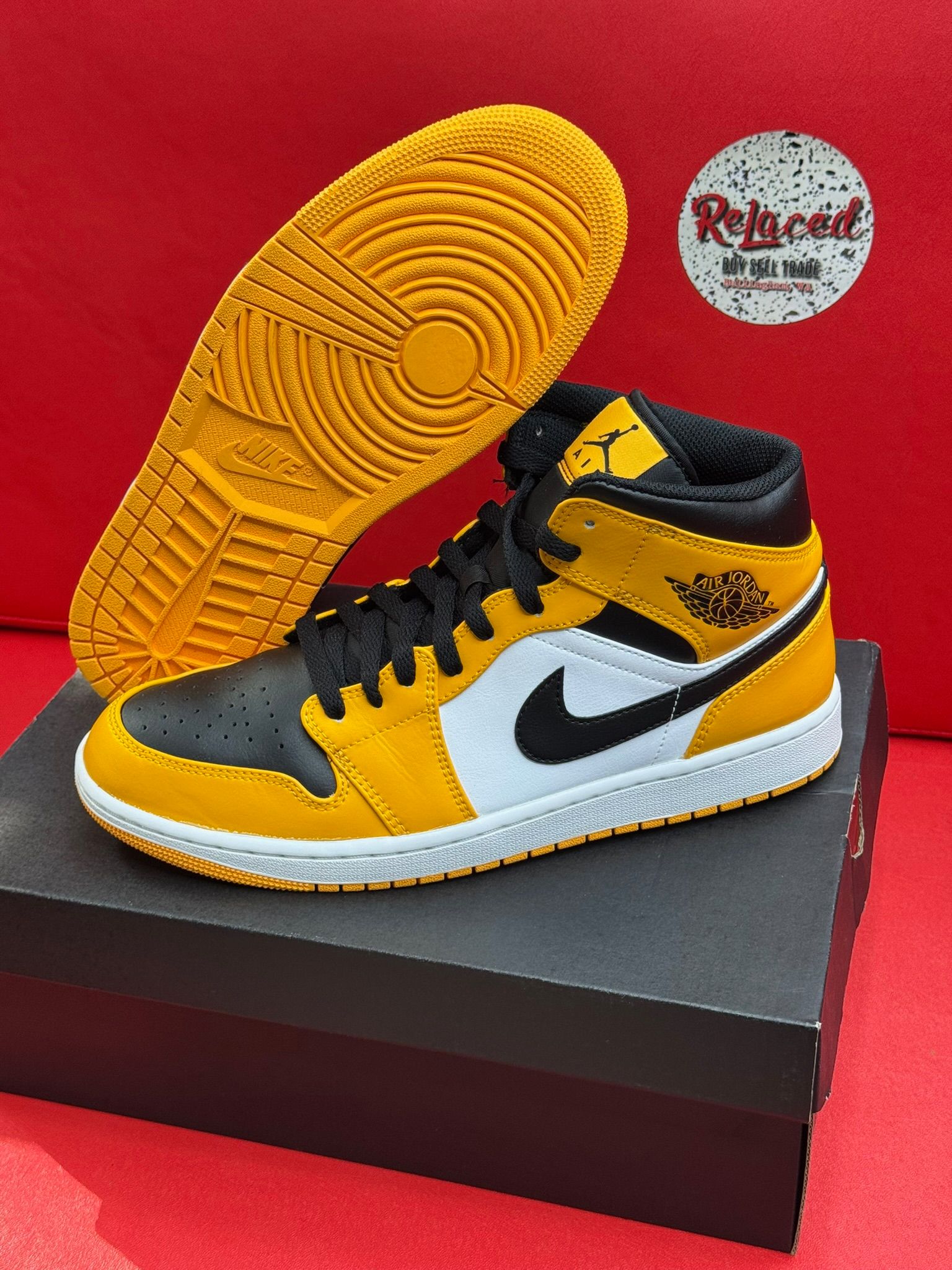 11M Jordan 1 Mid Taxi
