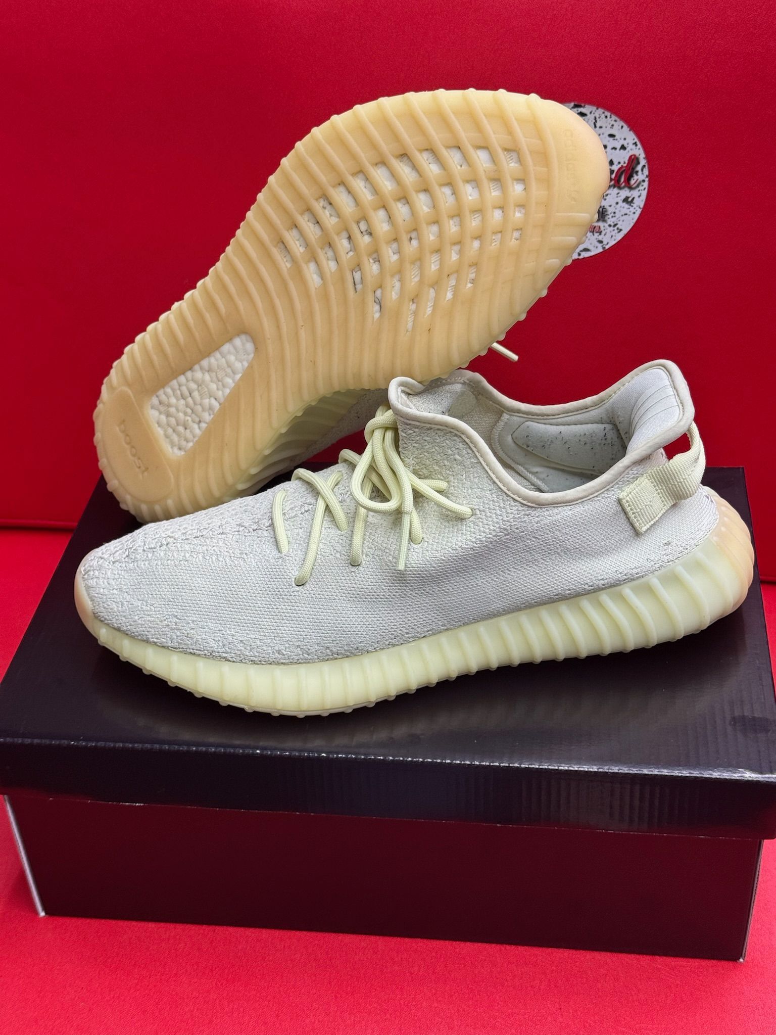 12.5M Yeezy Boost 350 V2 Butter