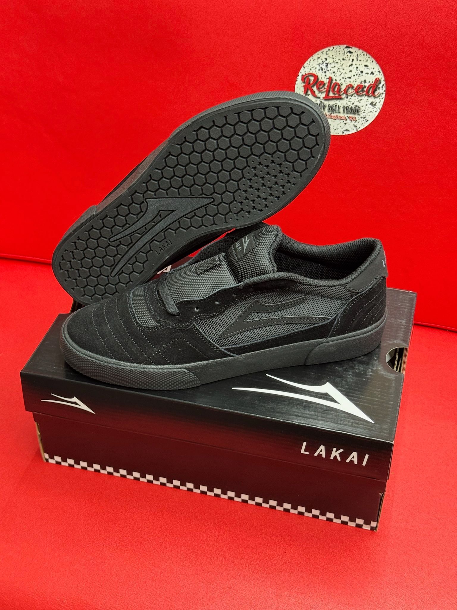 9M Lakai Cambridge Black/Black Suede