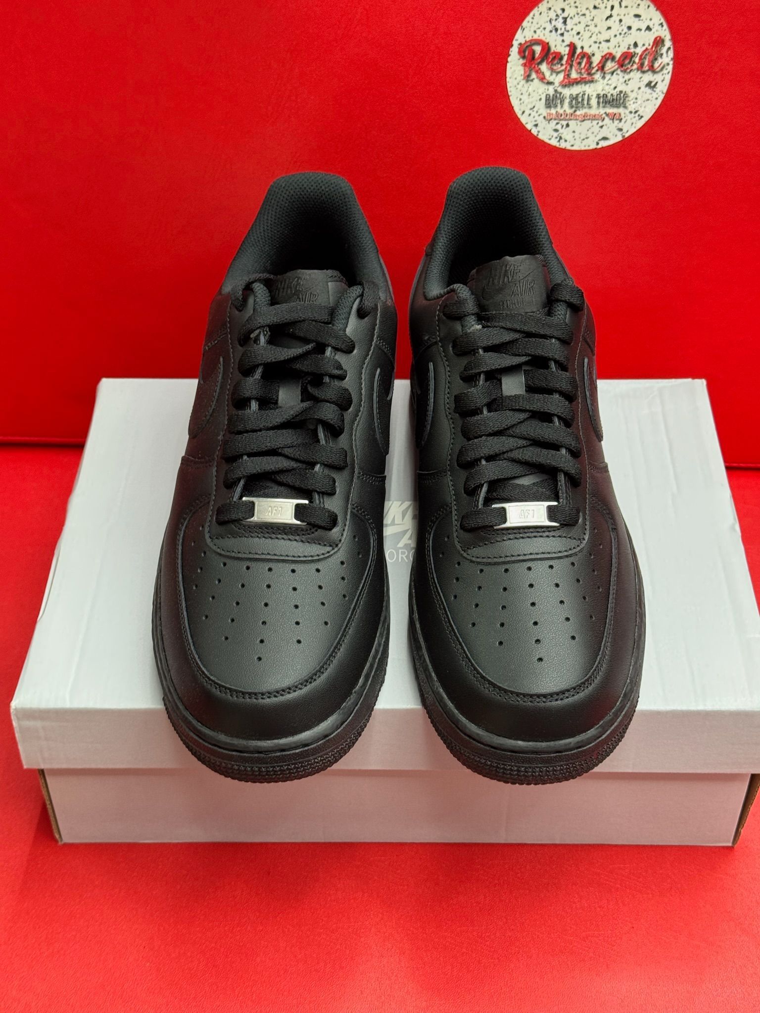10.5M Nike Air Force 1 Low Triple Black