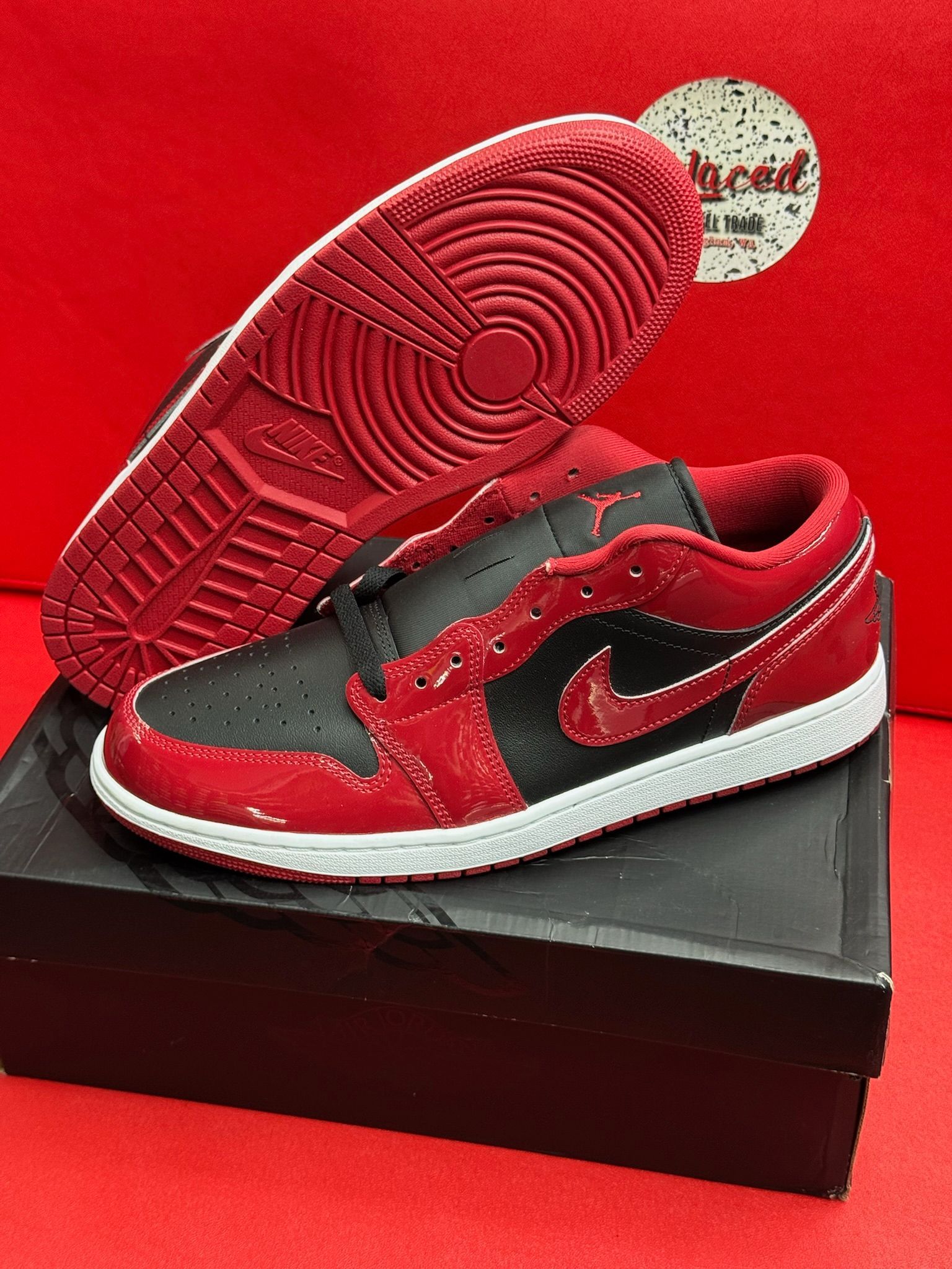 11M Jordan 1 Low SE Patent Varsity Red Black Mens