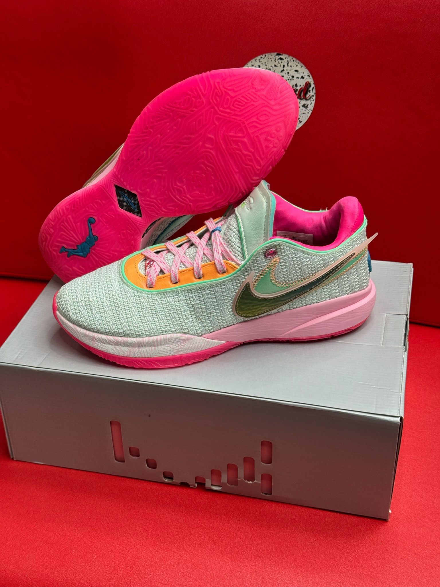 10M LeBron 20 Time Machine