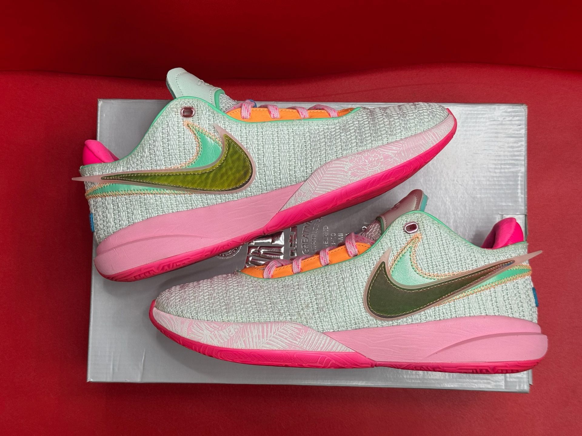 10M LeBron 20 Time Machine