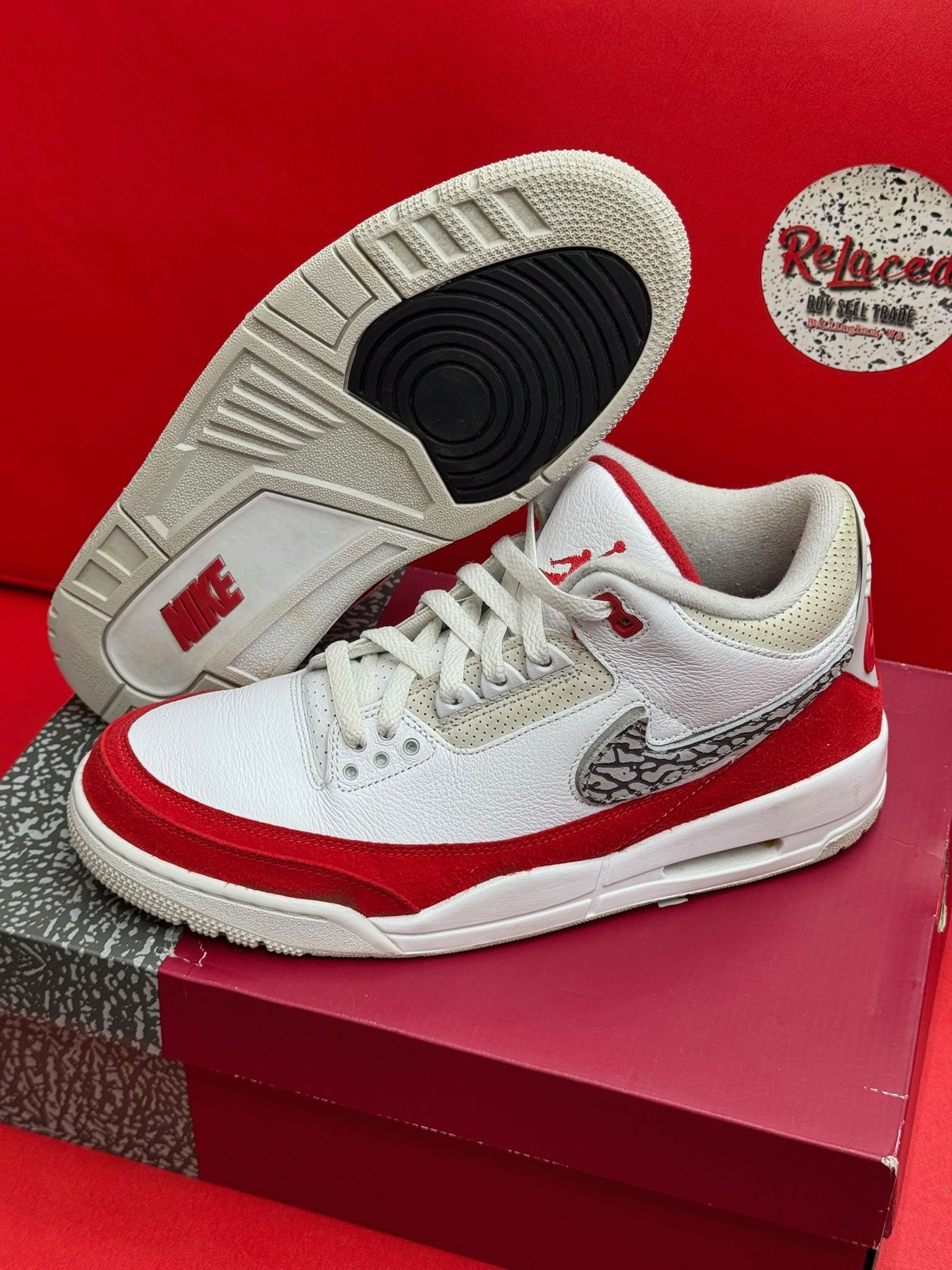 11M Jordan 3 Retro Tinker University