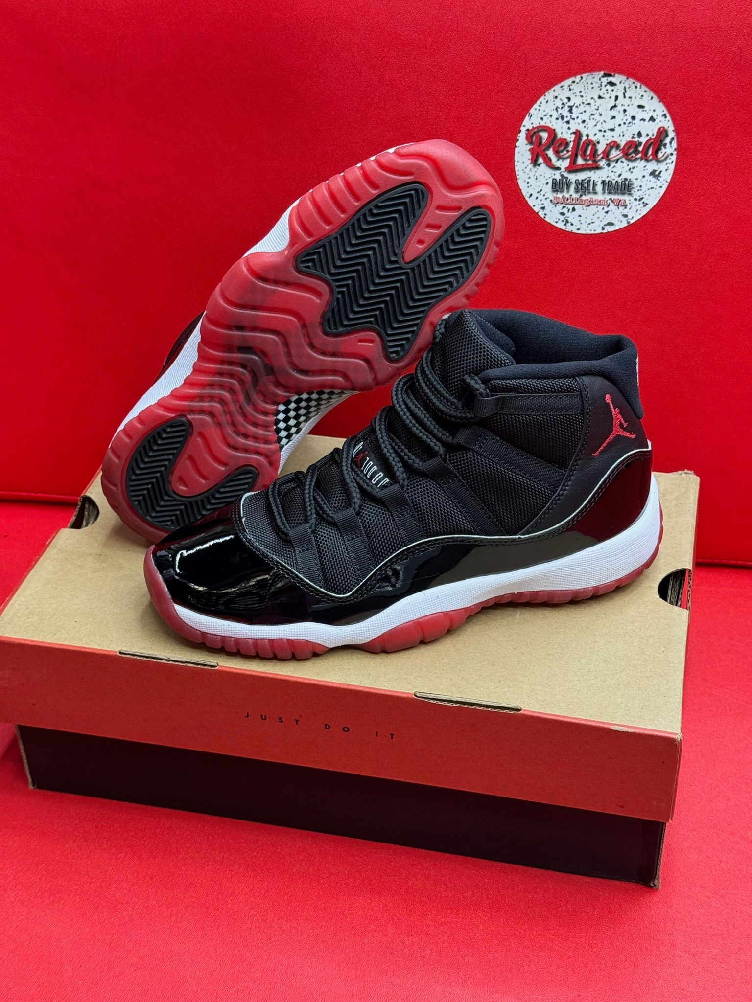 5.5Y Jordan 11 Retro Playoffs Bred (2019) (GS)