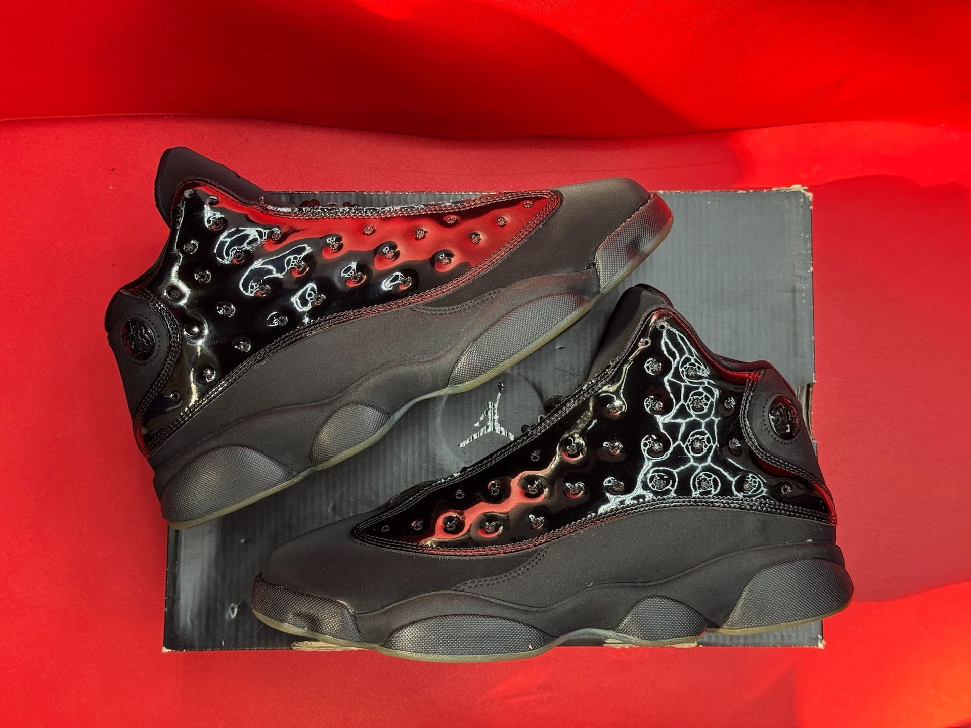 11M Jordan 13 Retro Cap and Gown