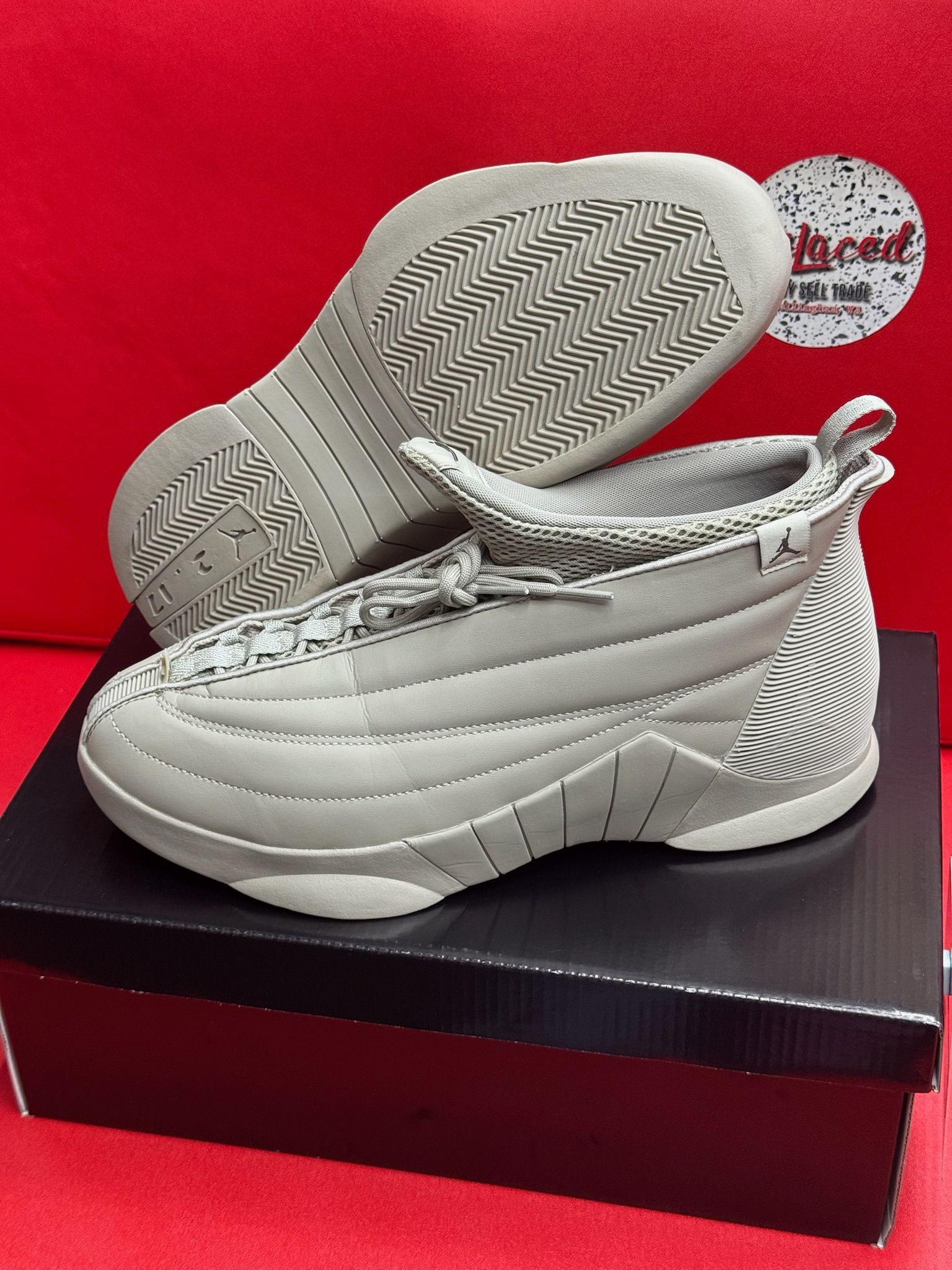 11.5M Jordan 15 Retro Billie Ellish