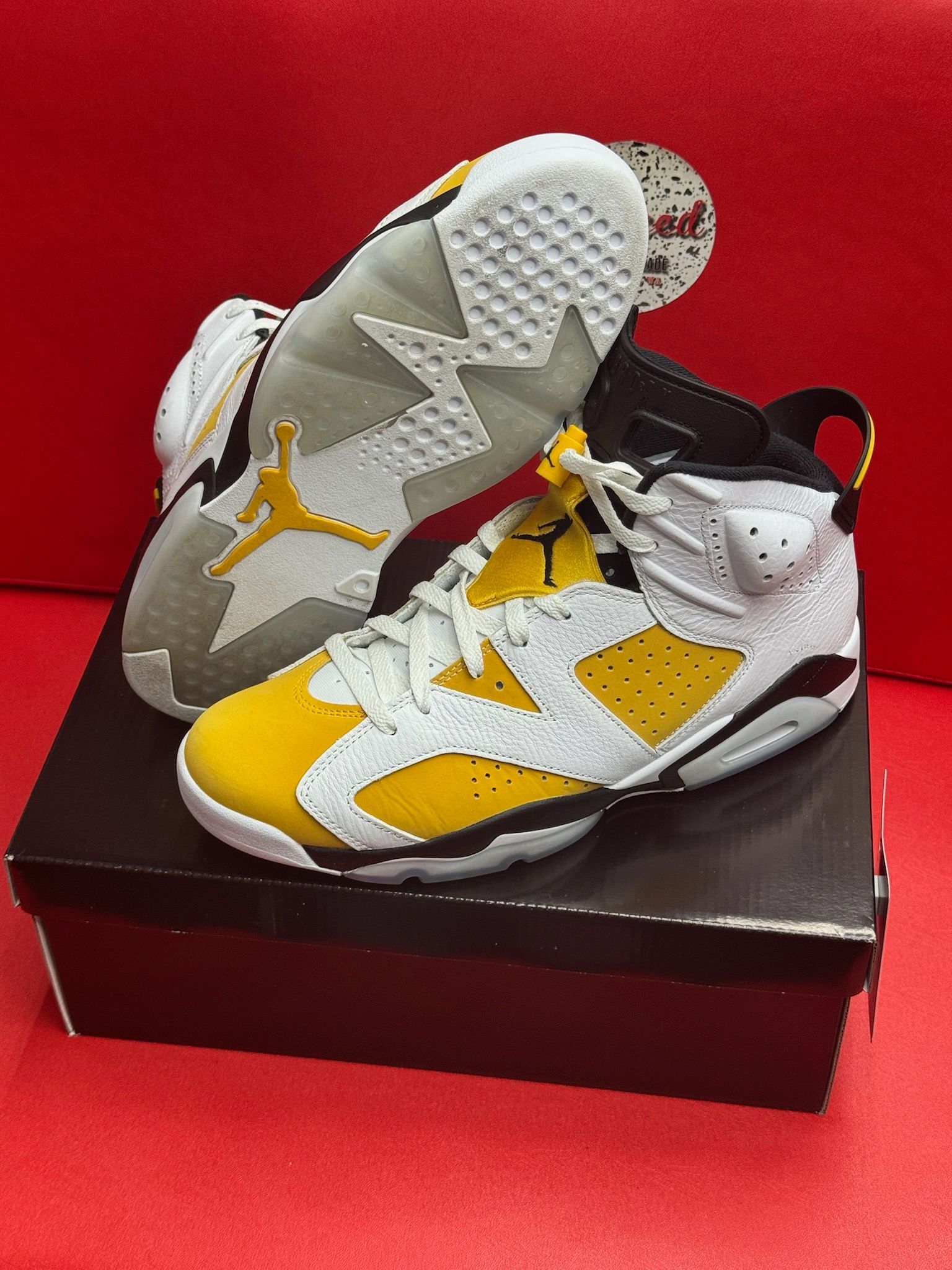 12M Jordan 6 Retro Yellow Ochre