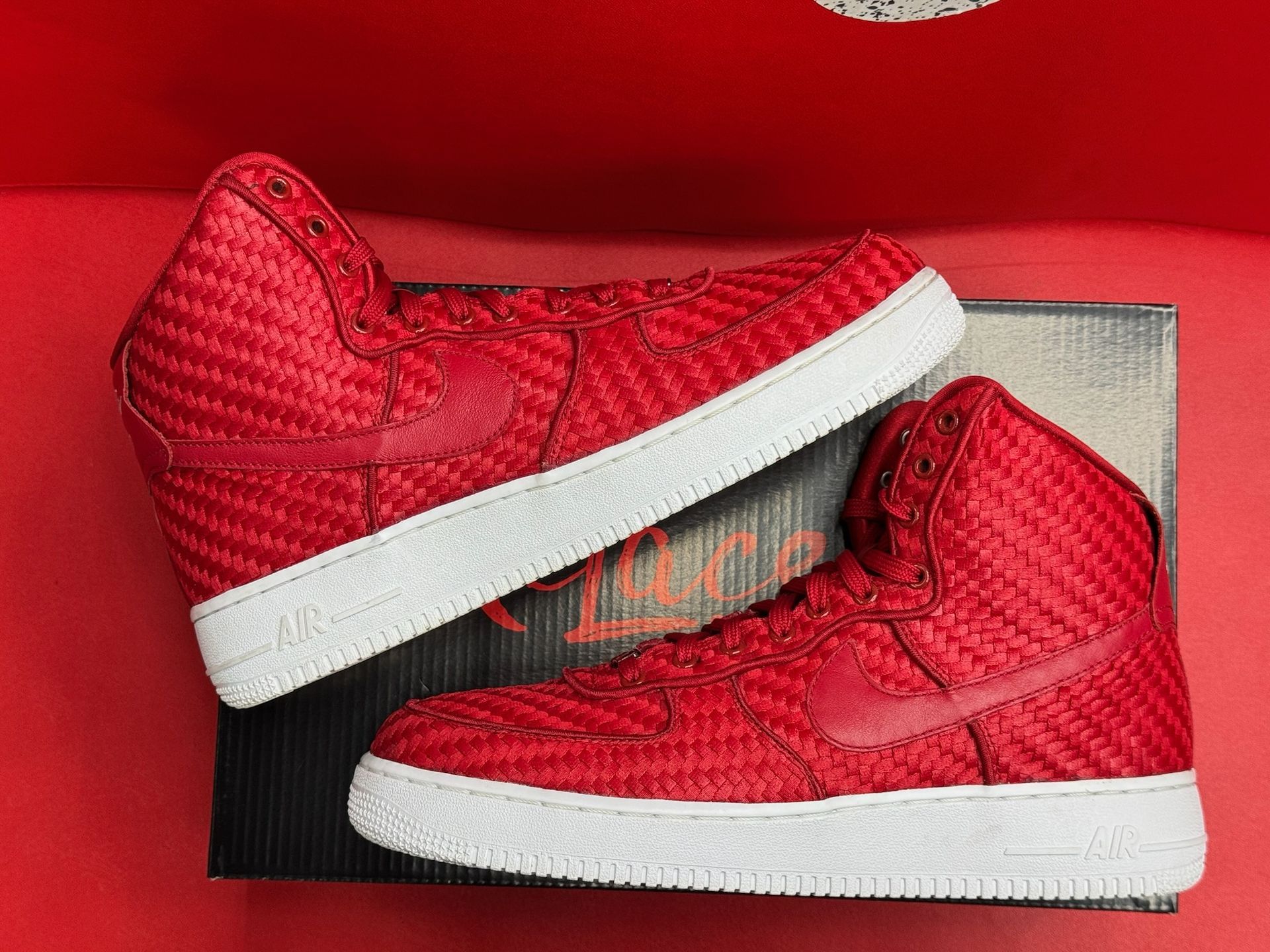 10.5 Nike Air Force 1 High Woven Gym Red