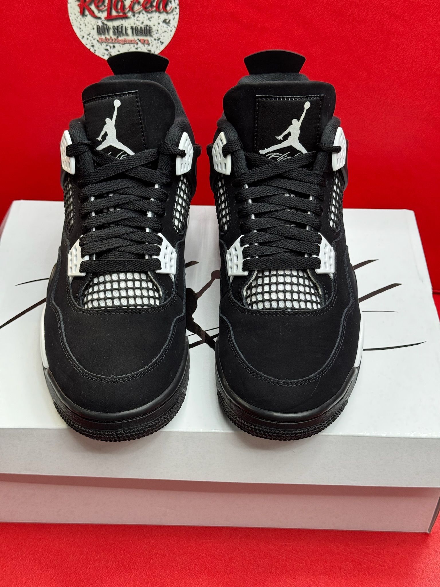 8M Jordan 4 Retro White Thunder