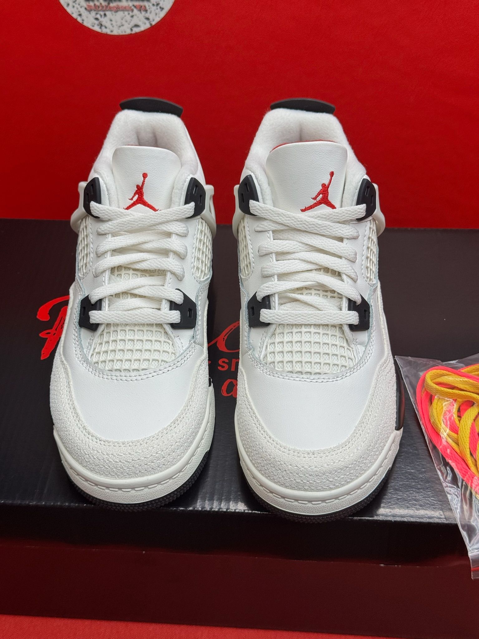 2.5Y Jordan 4 Retro Flight Club (PS)