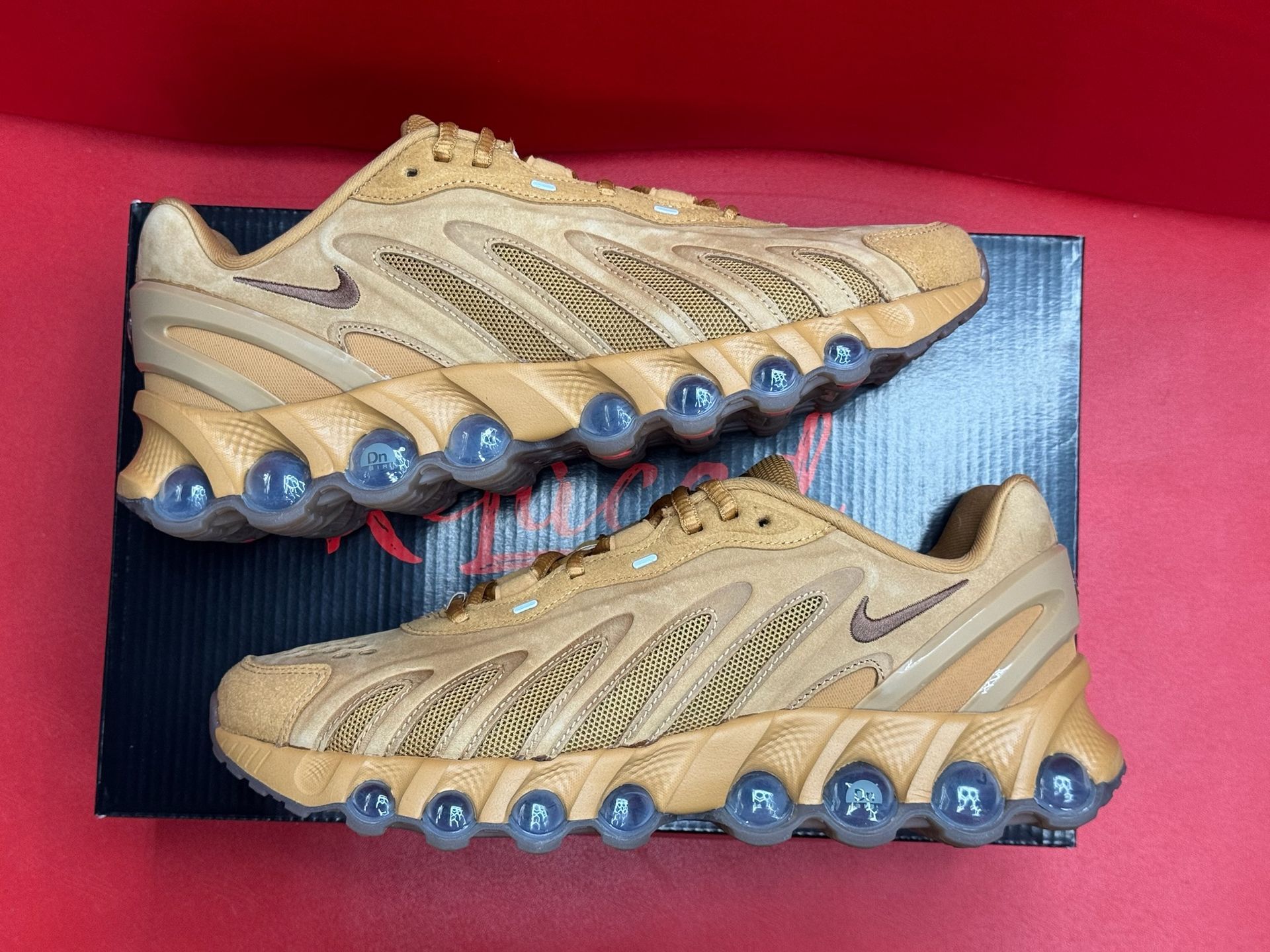 10.5M Nike Airmax Dn8 Leather Flax Fauna Brown