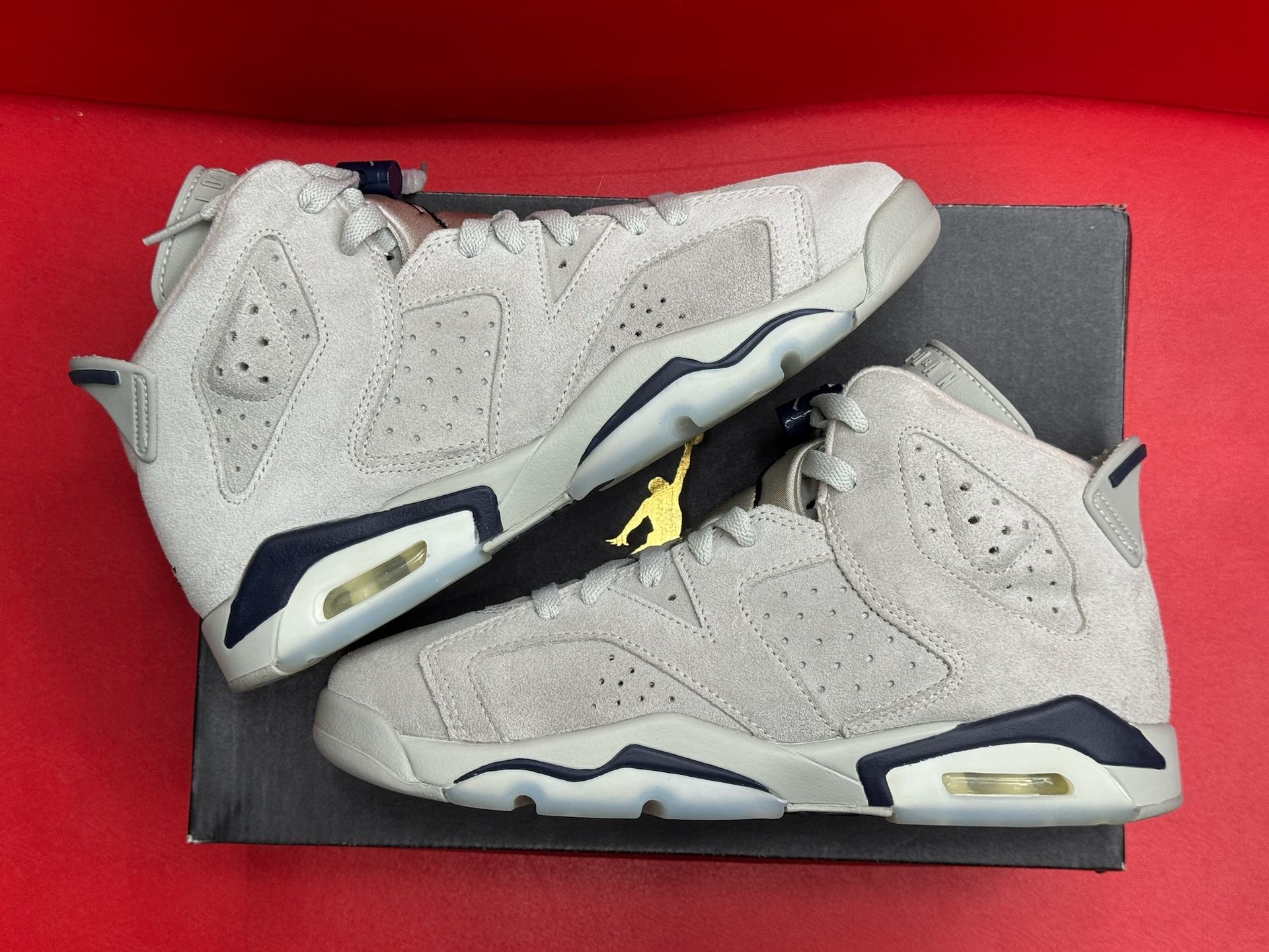 7Y Jordan 6 Retro Georgetown (2022)