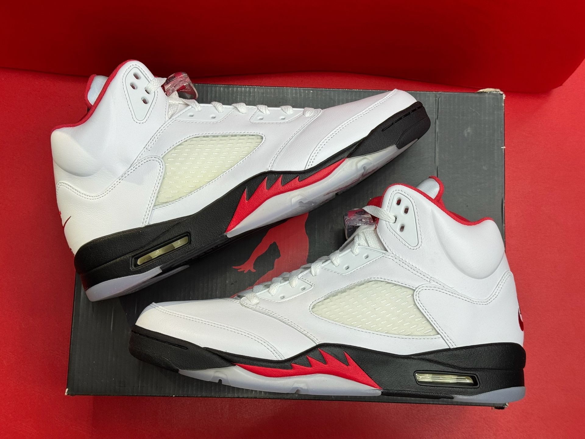 13M Jordan 5 Retro Fire Red Silver Tongue (2020)