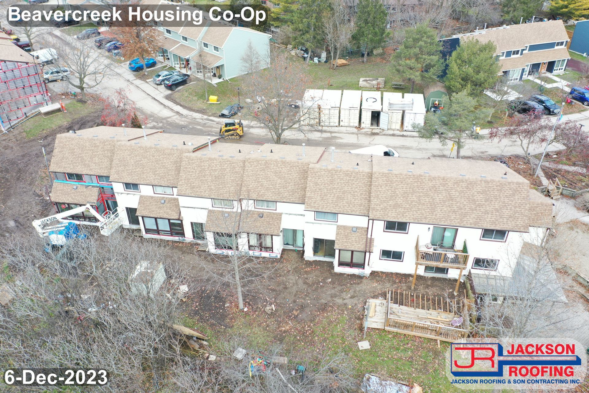 An aerial view of a building under construction.