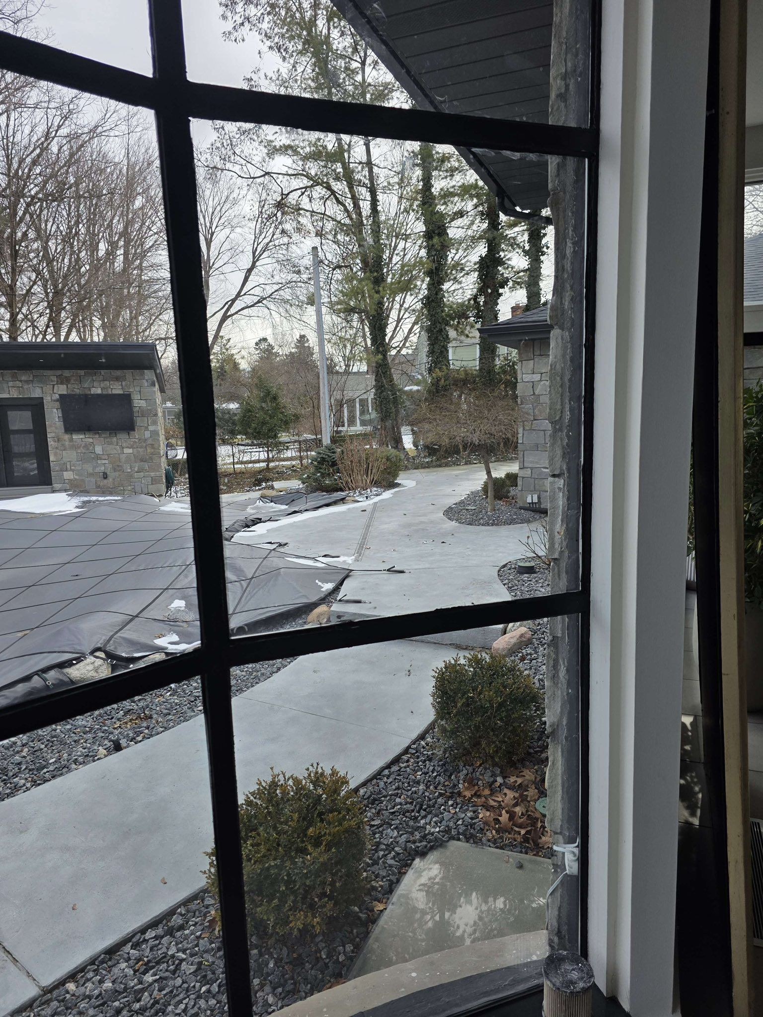 WINDOW GLASS REPLACEMENT